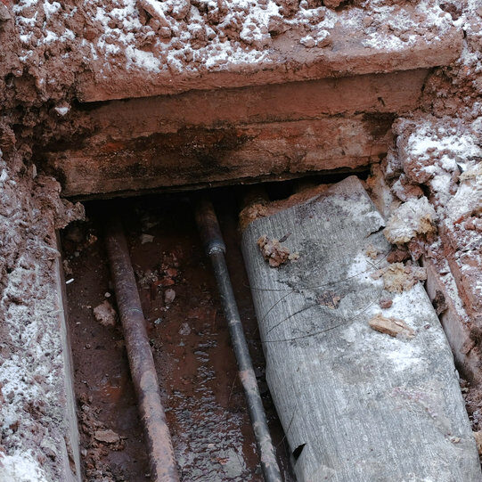 slab leak pipes underground